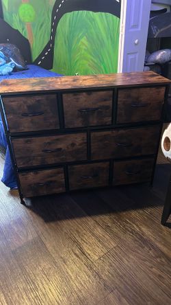 Dresser