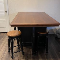 High Top wooden Table + 4 Stools