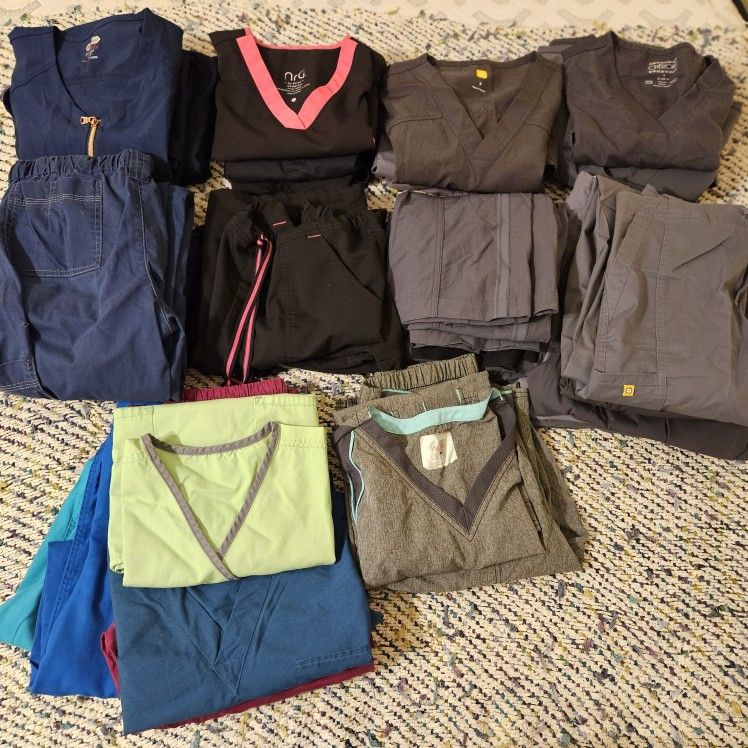 Petite Scrubs