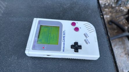 DMG Gameboy with Super Mario Land