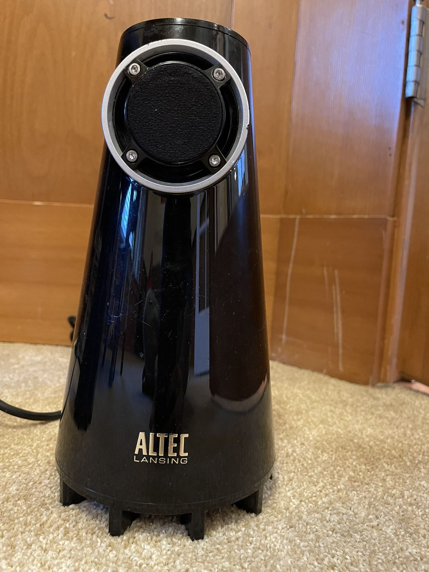 Altec Lansing FX3022 Expressionist BASS 2-Way Speaker for PC