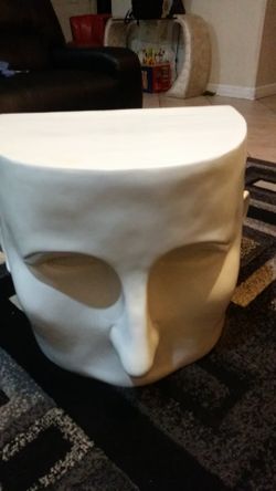 One of a Kind table comes from Vegas