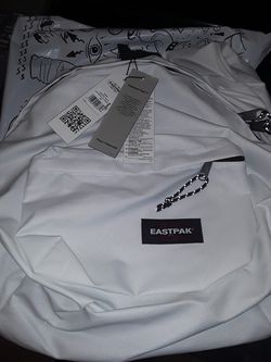 New Amazing Mettalic Sparkle Eastpak Backpack Bag NWT Men Women Retail $50