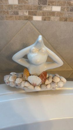 Yoga ceramic frog figurine