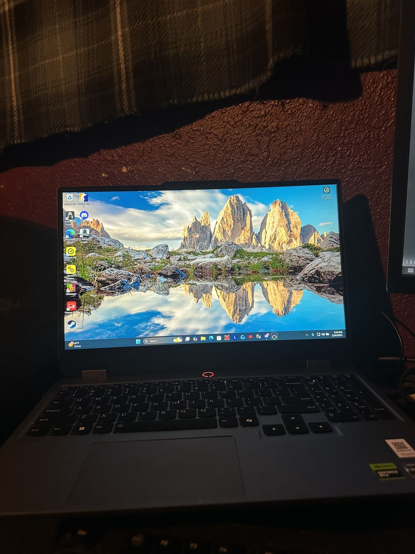 Lenovo amd gaming laptop