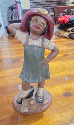 Decorative Resin Girl Figurine with Red Hat