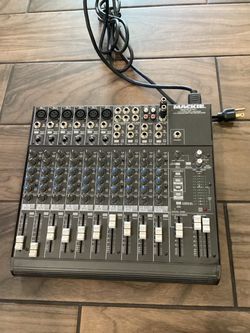 MACKIE 1402-VLZ PRO 14 CHANNEL MIC / LINE MIXER