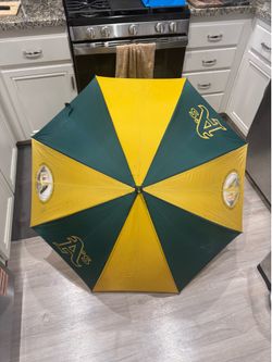 Vintage Oakland A’s Golf Umbrella Wooden Handle 60”