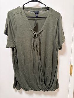 Torrid top. 2X green