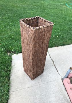 laundry hamper