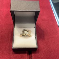 10kt Diamond Ring 