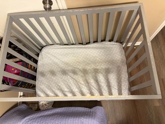 Gray Wooden Baby Crib with Mattress