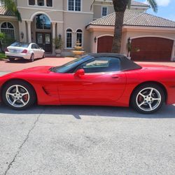 1998 Corvette Convertible. 125k Mi 6 Speed  Mint!