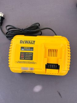 Dewalt fast charger dcb1112