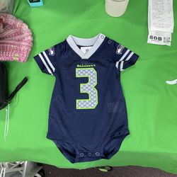 Seahawks Jersey Indies $7.99 Each 3/6M