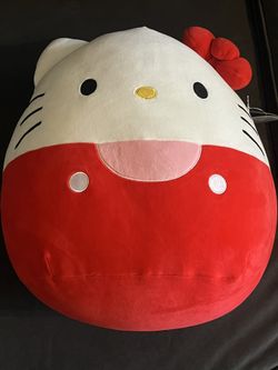 two hello kitty squish mallows