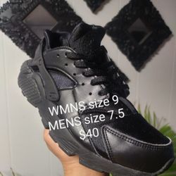Nike Huarache $40