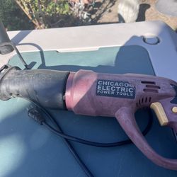 Chicago Electric 62370 Variable Speed Rotating Reciprocating Saw