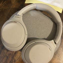 SONY Noise Canceling Headphones 