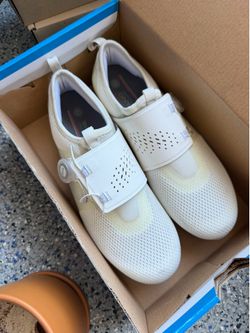 Shimano IC5 cycling shoes women