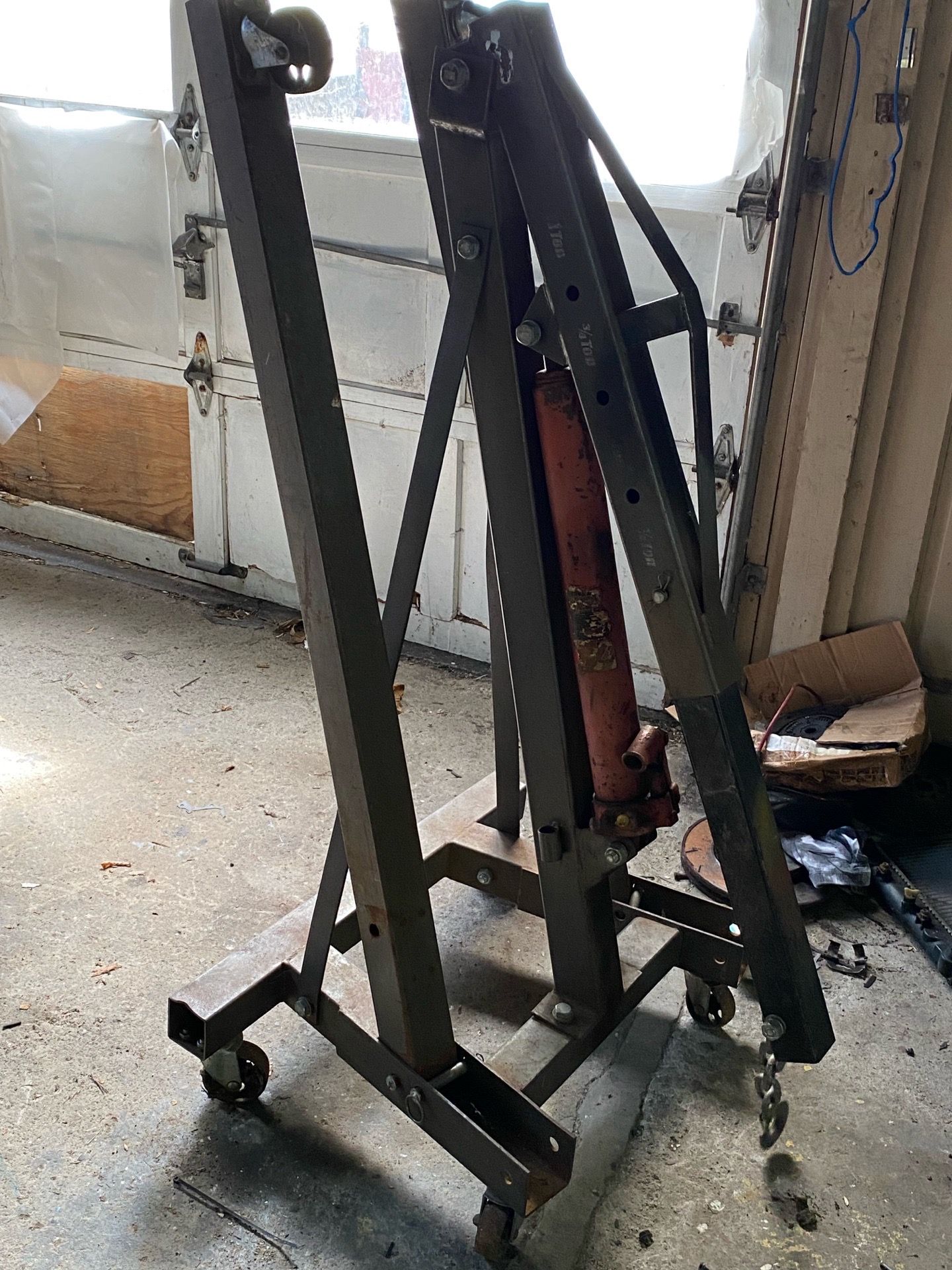 Transmission carrier