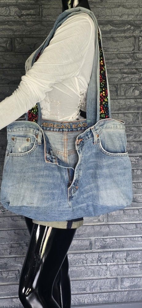 Pre-owned American Eagle Music Notes Denim Shoulder Bag 