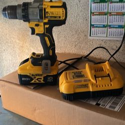 Taladro Batería Y Cargador Dewalt 