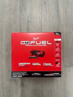 M12 Milwaukee Cordless Sander Kit