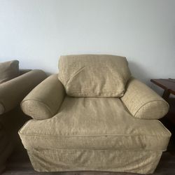 1 Person Couch (Not a Recliner)
