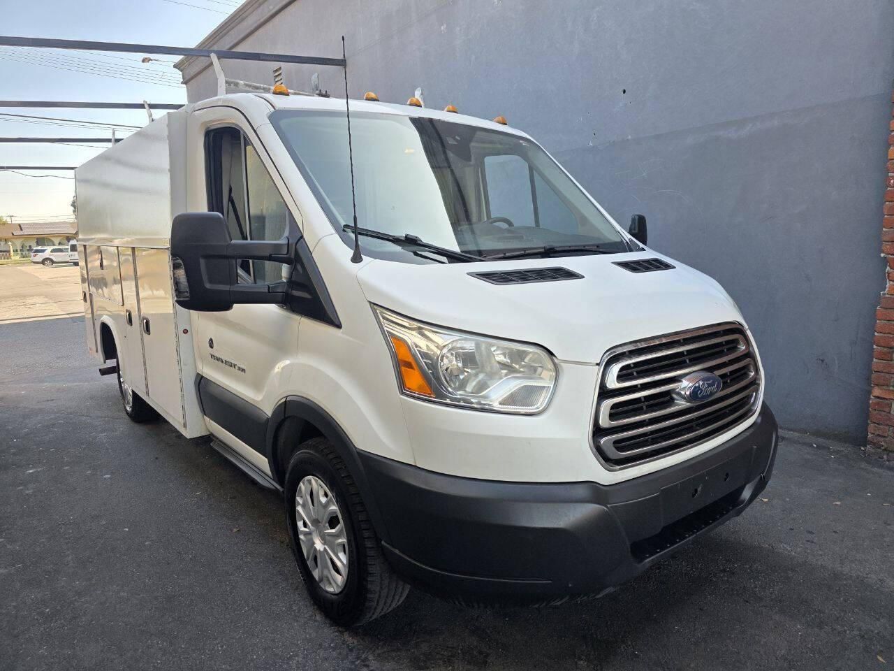 2017 Ford Transit-350 Cutaway