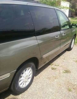 01 ford windstar 110k miles