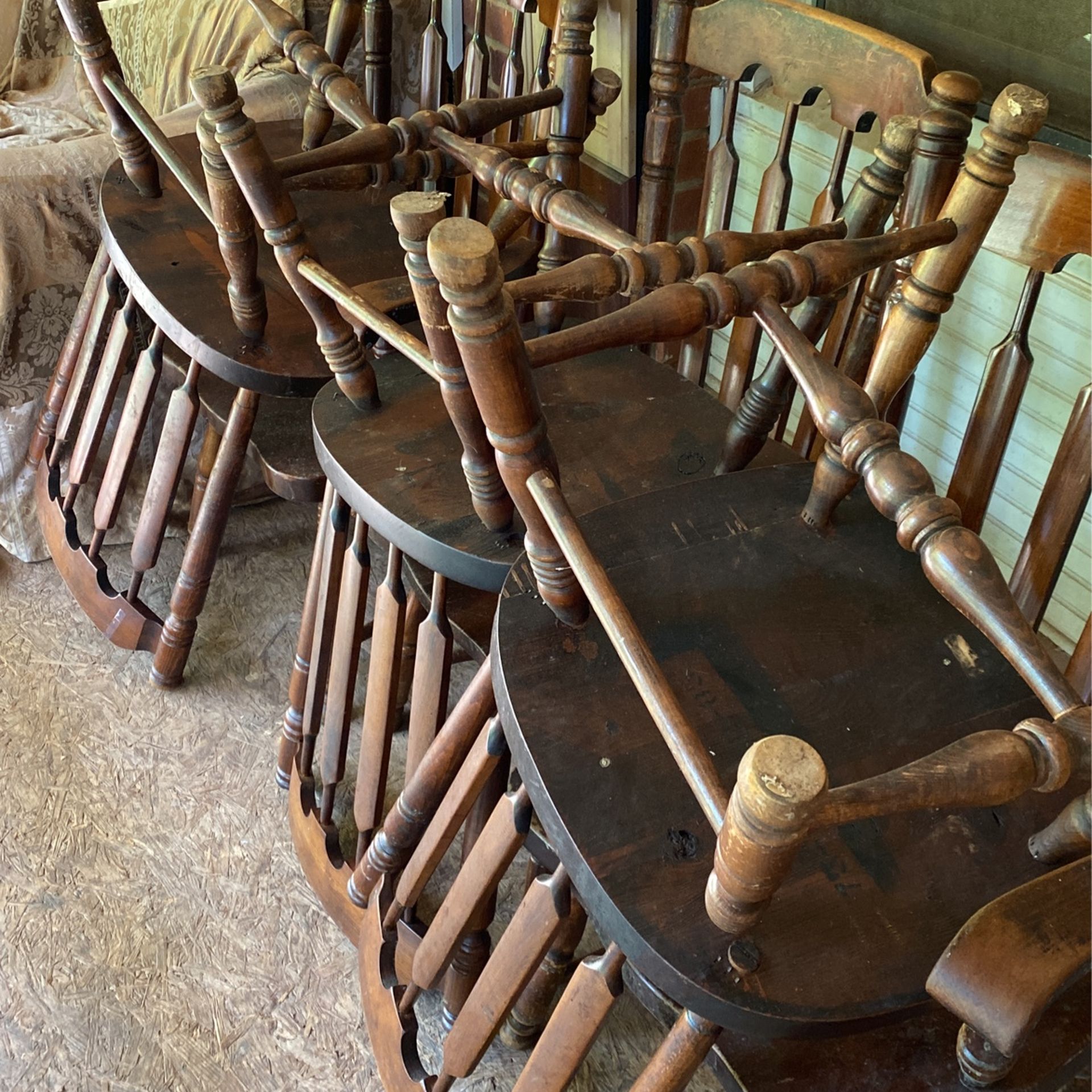 Antique 6 chairs
