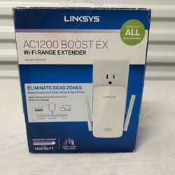 Boost Your WiFi with the Linksys AC1200 WiFi Extender!