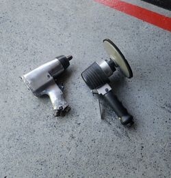 Disc Sander And Air Gun Both Hydraulic Air Compressed Selling Both Of Them For $30 Firm