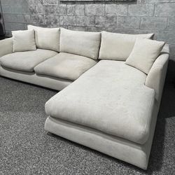 Beige Valyou Sectional 