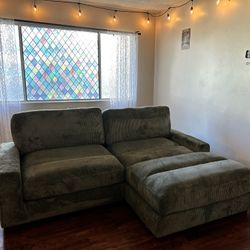 Sectional couch