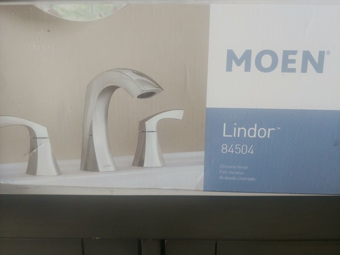 Open Box Moen Lindor Bathroom Faucet