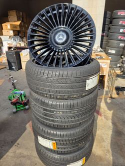 20"new Staggerd MERCEDES Benz S560 & New PIRELLI Tires
