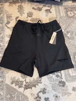 New essentials shorts