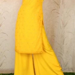 Yellow mirror work organza kurta in size L