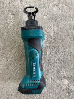 Makita cutout tool
