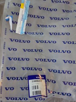 Volvo 2008 2012 vc70 OEM cargo Sill Moulding
