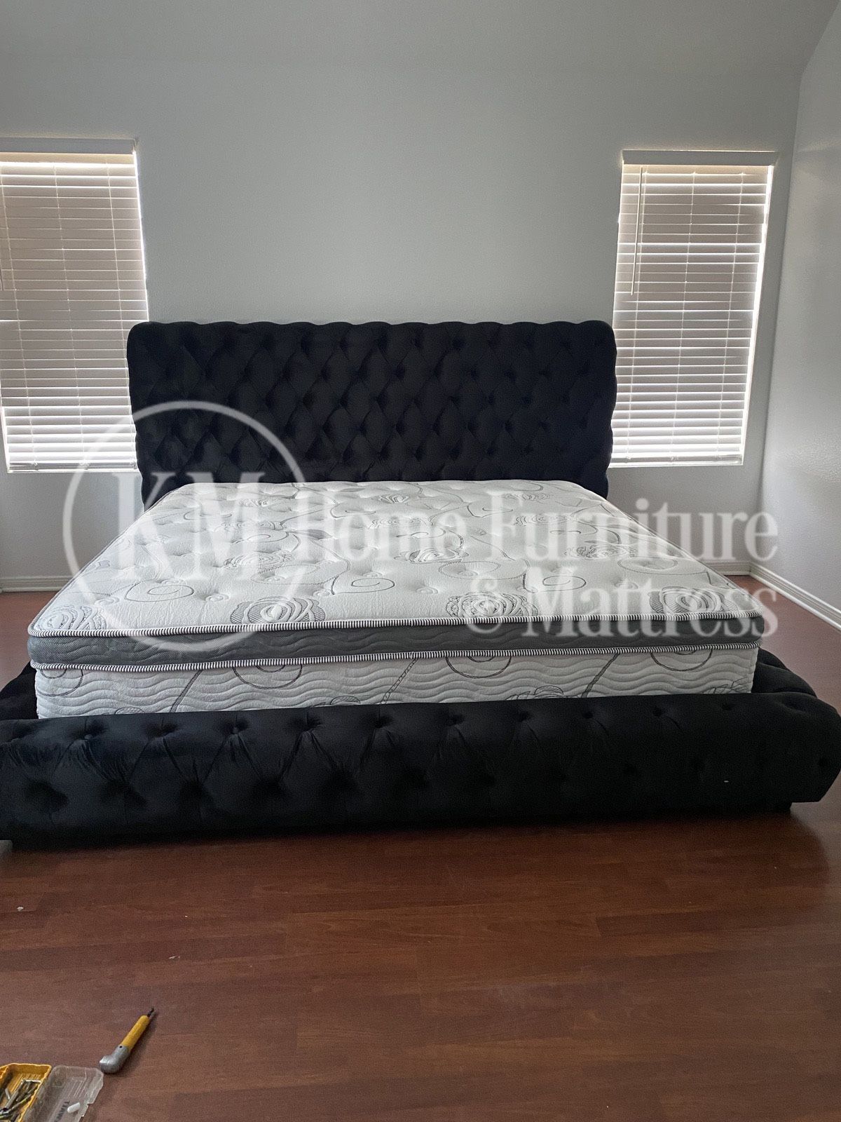 FLORY BLACK BED AND MATTRESS COMBO