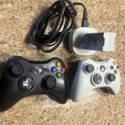 Xbox 360 Wireless Controllers And Charger