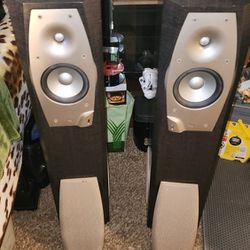 READ ADD!!Set Of 5!!!Rare !!!Infinity Speakers  Infinity IL 50 Powerd Subs!!250 With New Original Tweeters&matching Center 2 Rear Bookshelves Also!!