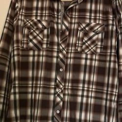 It’s Very Good Mans Shirt The Size Is M Made By 7 diamonds