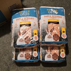 Full Cheeks Small Animal Bedding