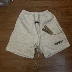 essential shorts