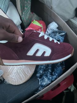 Ernie’s size 9