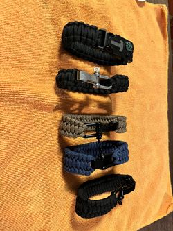 Paracord Survival Bracelet